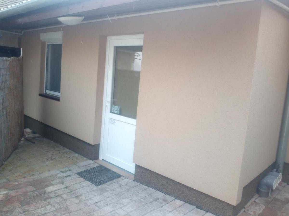 Start Apartmanok 佩奇 外观 照片