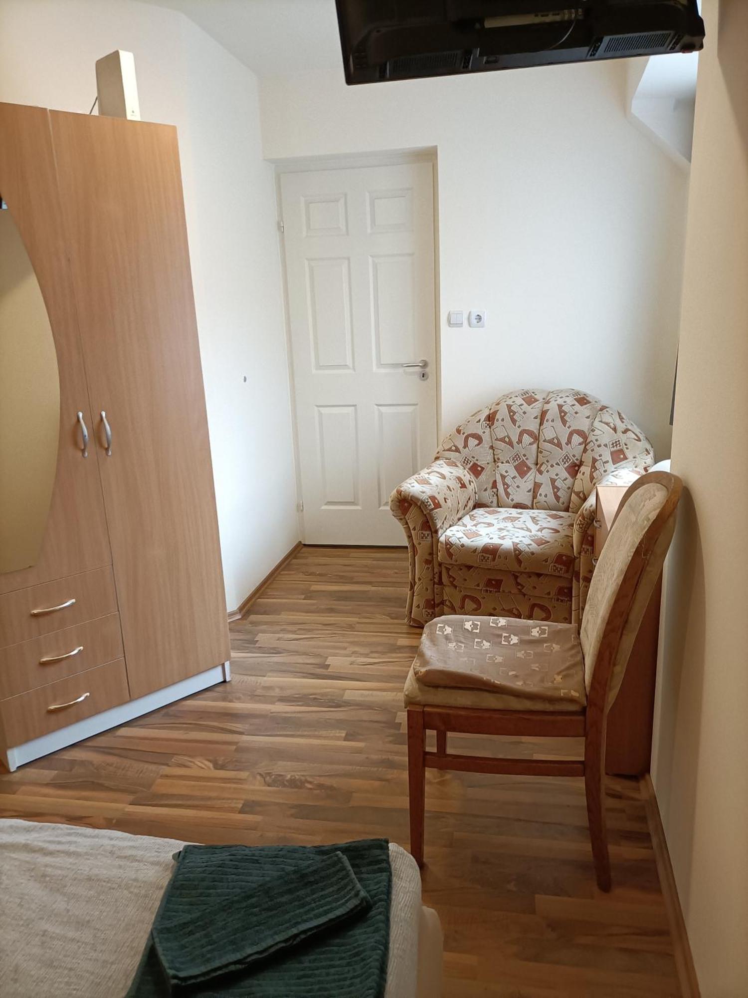 Start Apartmanok 佩奇 外观 照片