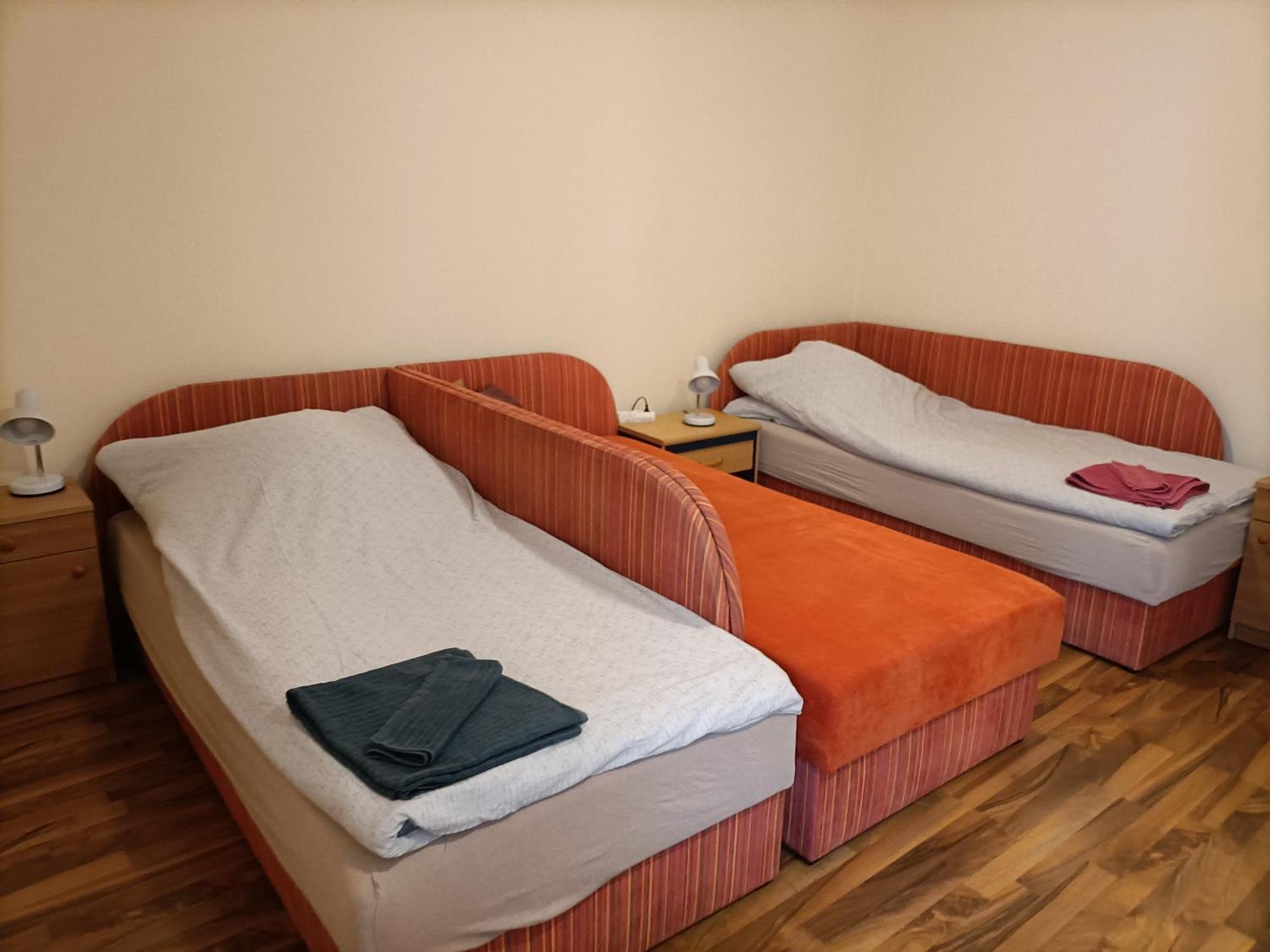 Start Apartmanok 佩奇 外观 照片
