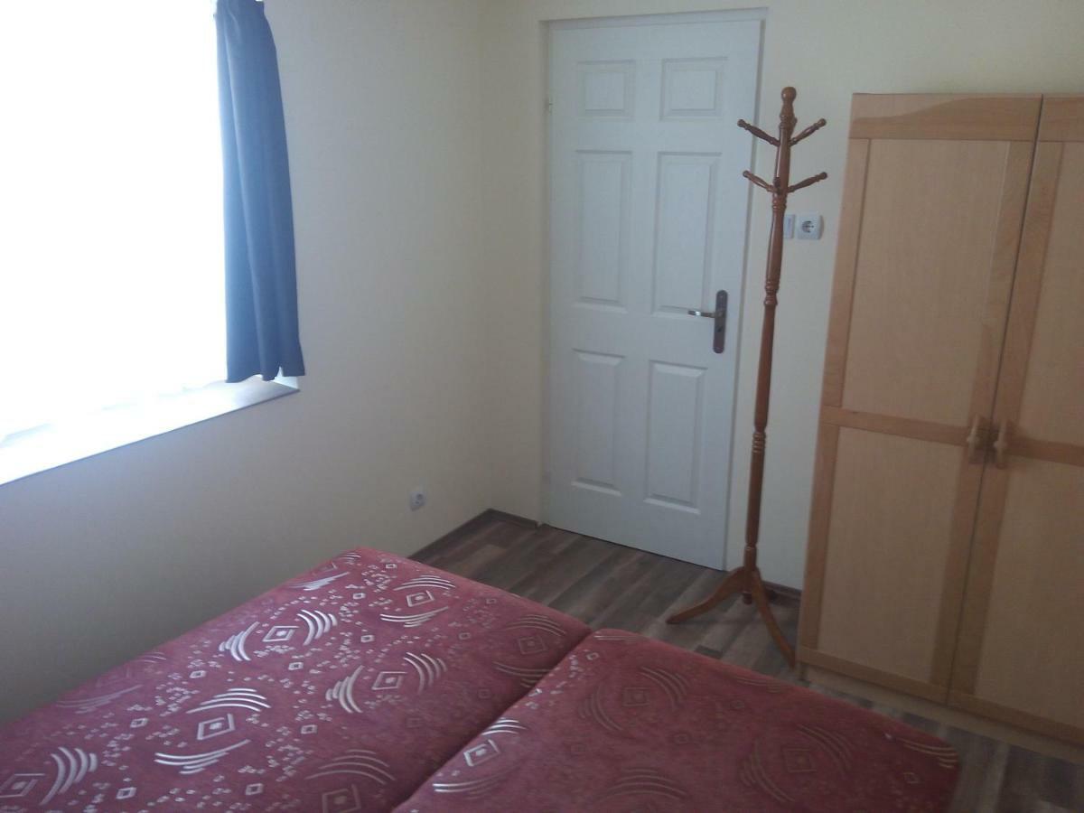 Start Apartmanok 佩奇 外观 照片