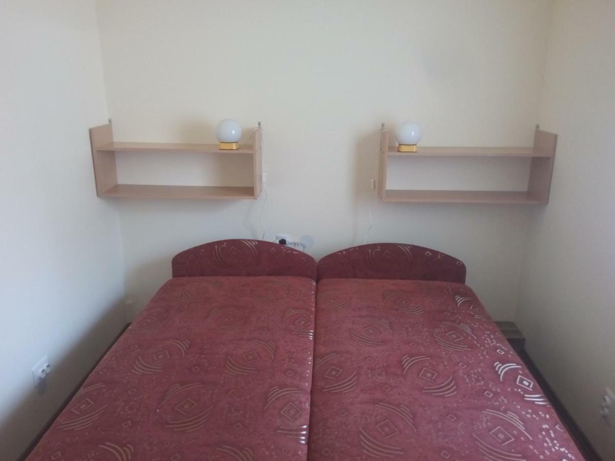 Start Apartmanok 佩奇 外观 照片