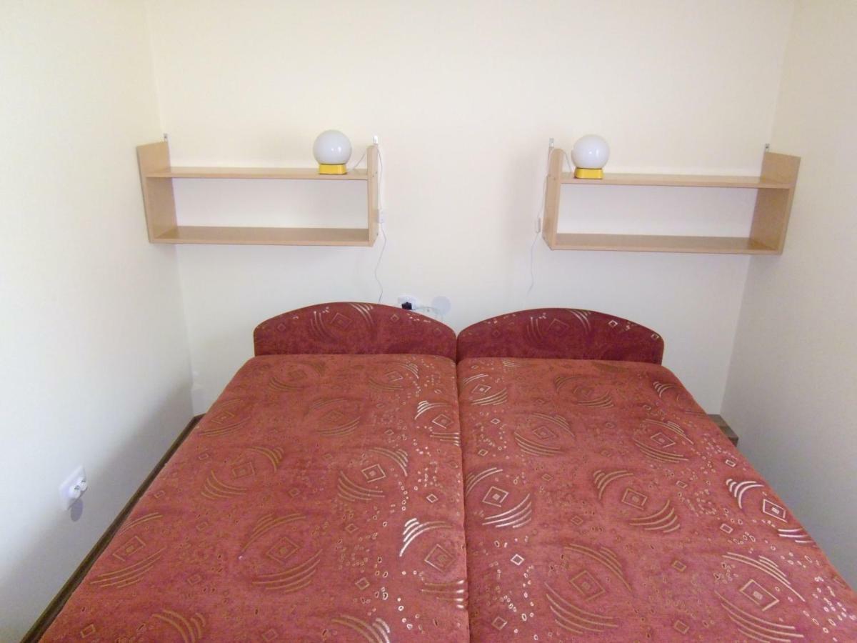 Start Apartmanok 佩奇 外观 照片