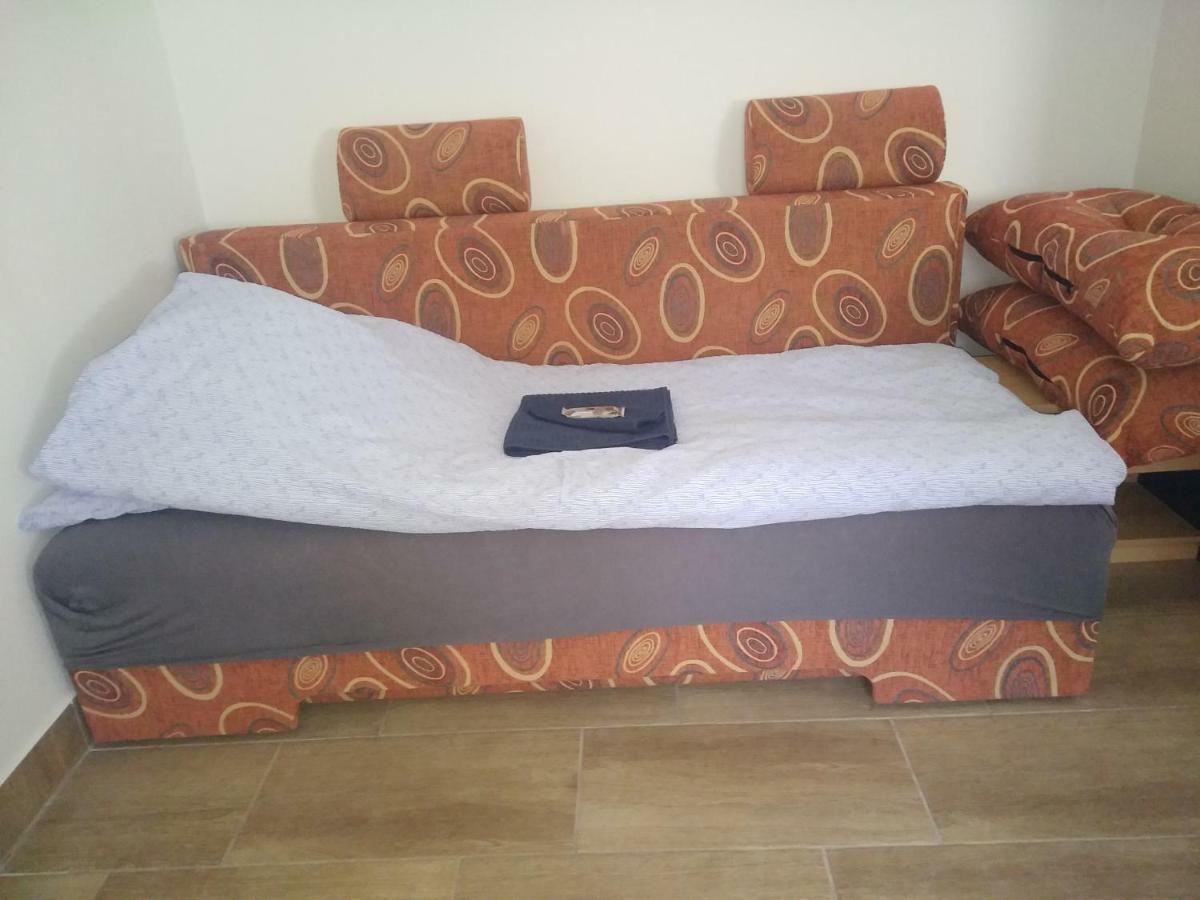 Start Apartmanok 佩奇 外观 照片